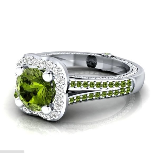 New Gorgeous 925 Silver Diamond Peridot Ring - Picture 2 of 4